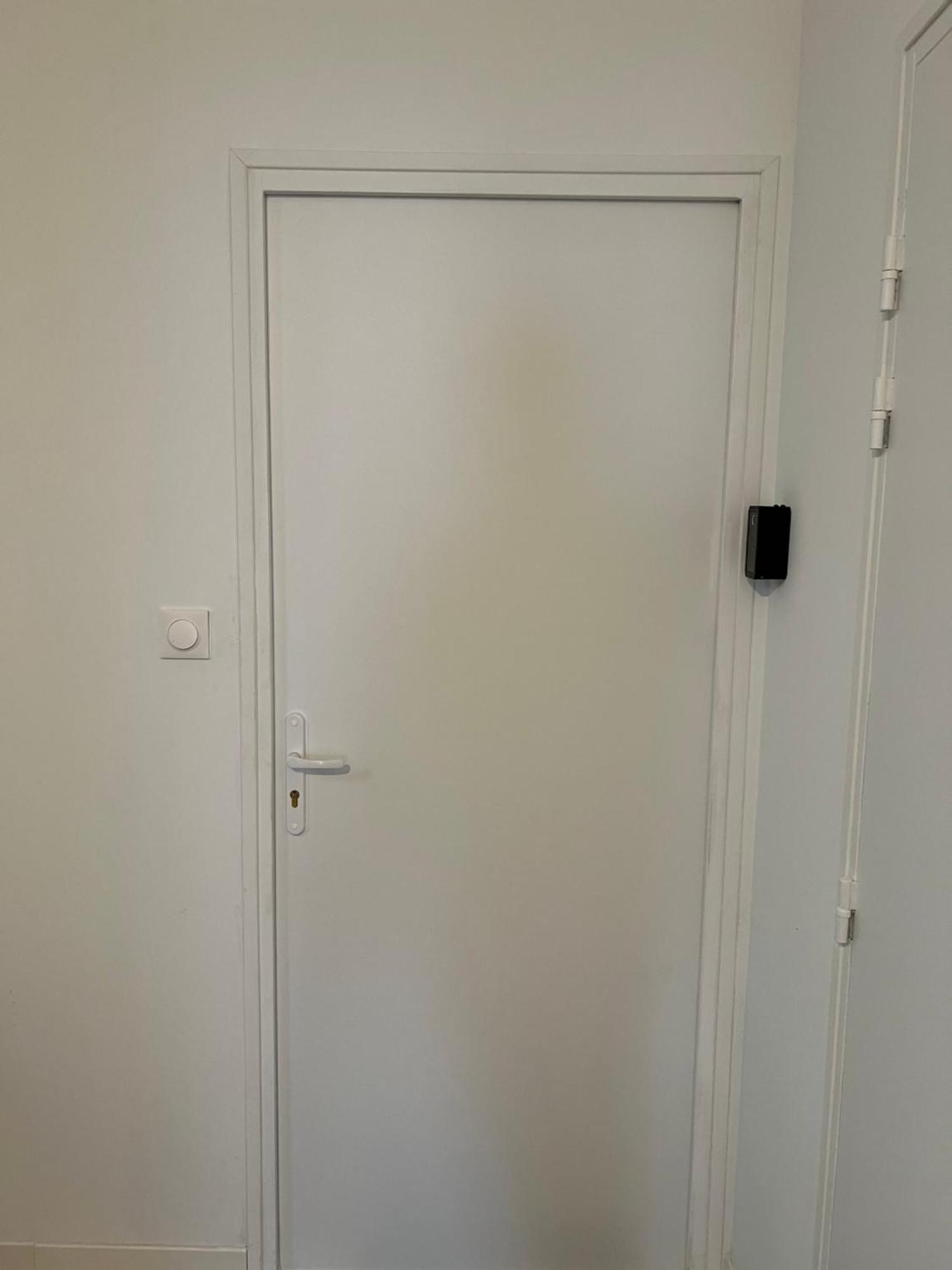 Fenix Appartement T2 40 M2 Cosy Rdc Plein Centre Ville Pierrelatte Extérieur photo