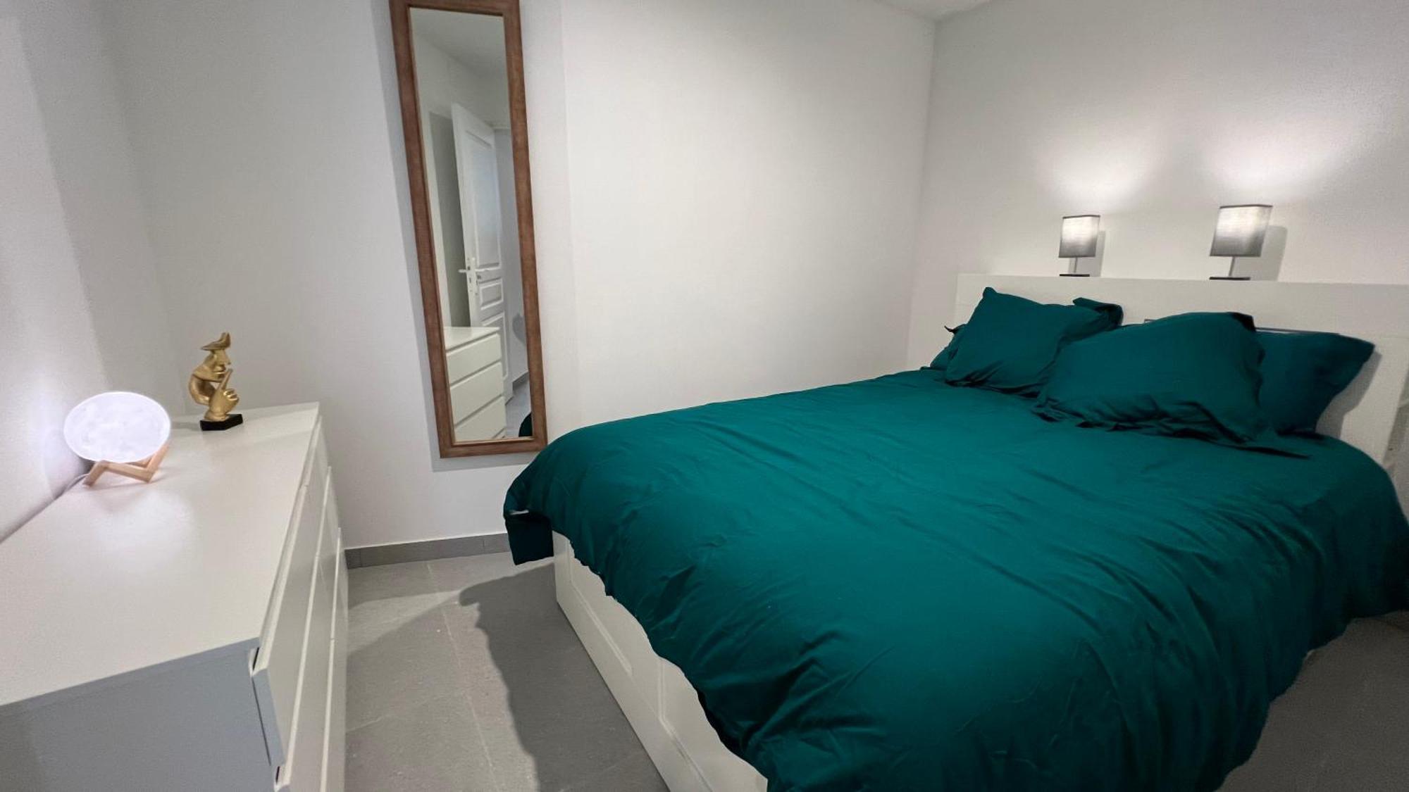 Fenix Appartement T2 40 M2 Cosy Rdc Plein Centre Ville Pierrelatte Extérieur photo