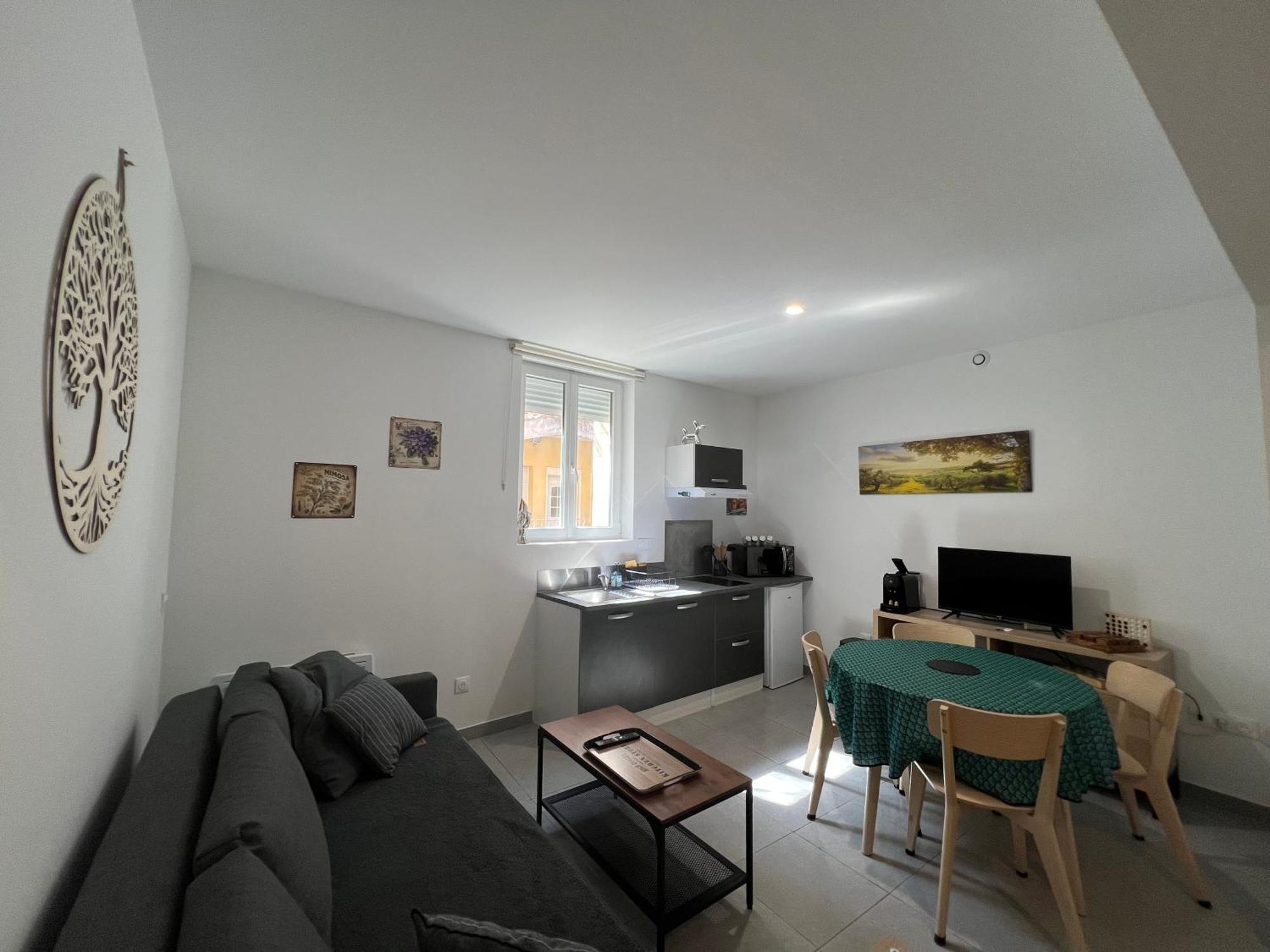 Fenix Appartement T2 40 M2 Cosy Rdc Plein Centre Ville Pierrelatte Extérieur photo